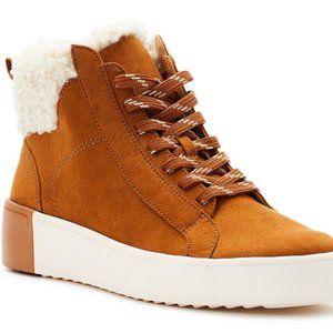Time And True Women's Kaia High Top Faux Shearling Sneakers Size 6, Cognac